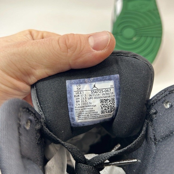 Nike Shoes Air Jordan 1 Retro Mid GS “Pine Green/Pine Toe” 2023 - Picture 9 of 9